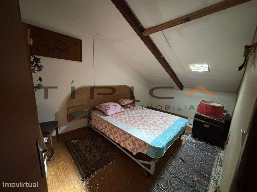 Quintinha com terreno agrícola de 2250 m2-7