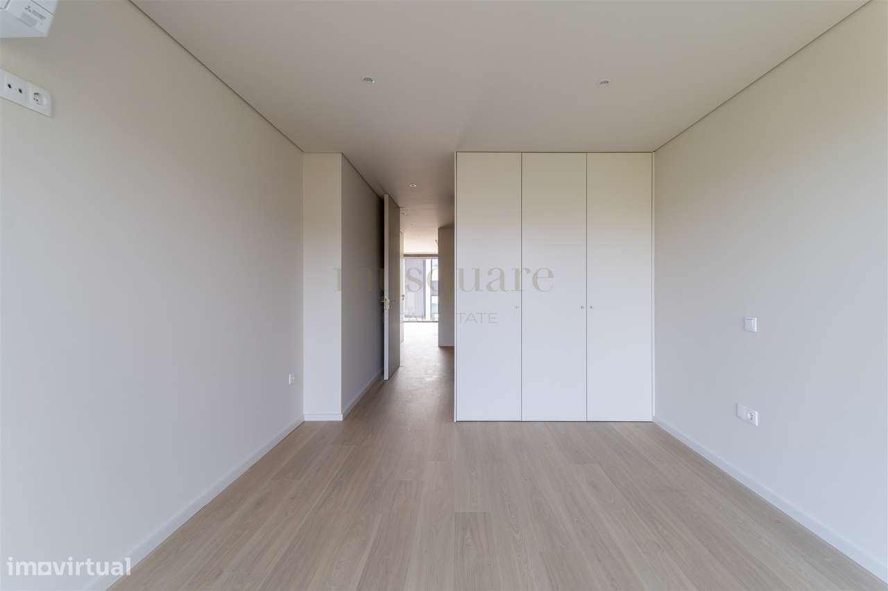 Moradia T3 de 2 frentes com jardim em São Pedro da Cova, Gondomar-7