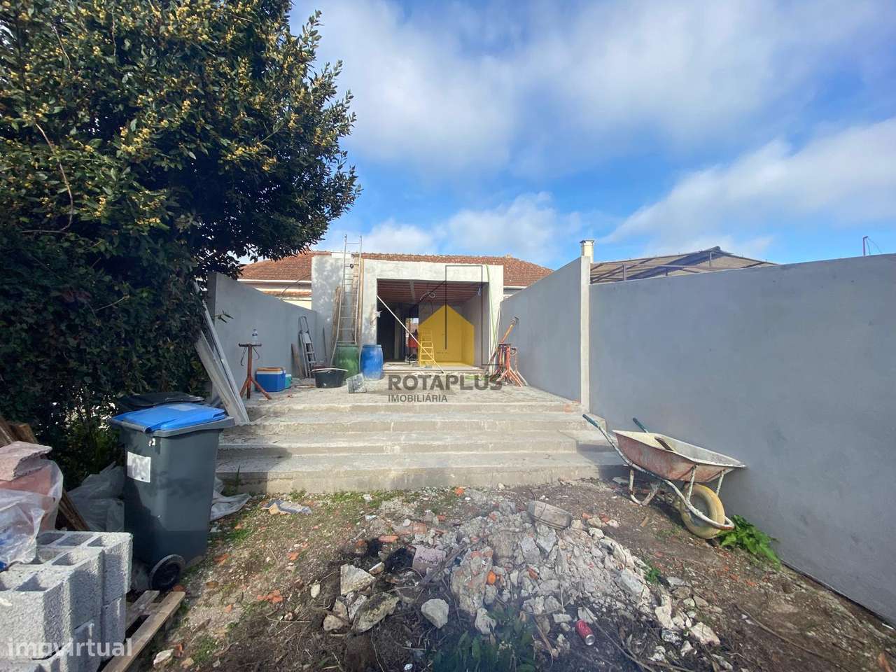 Moradia T3 em Moreira da Maia-0