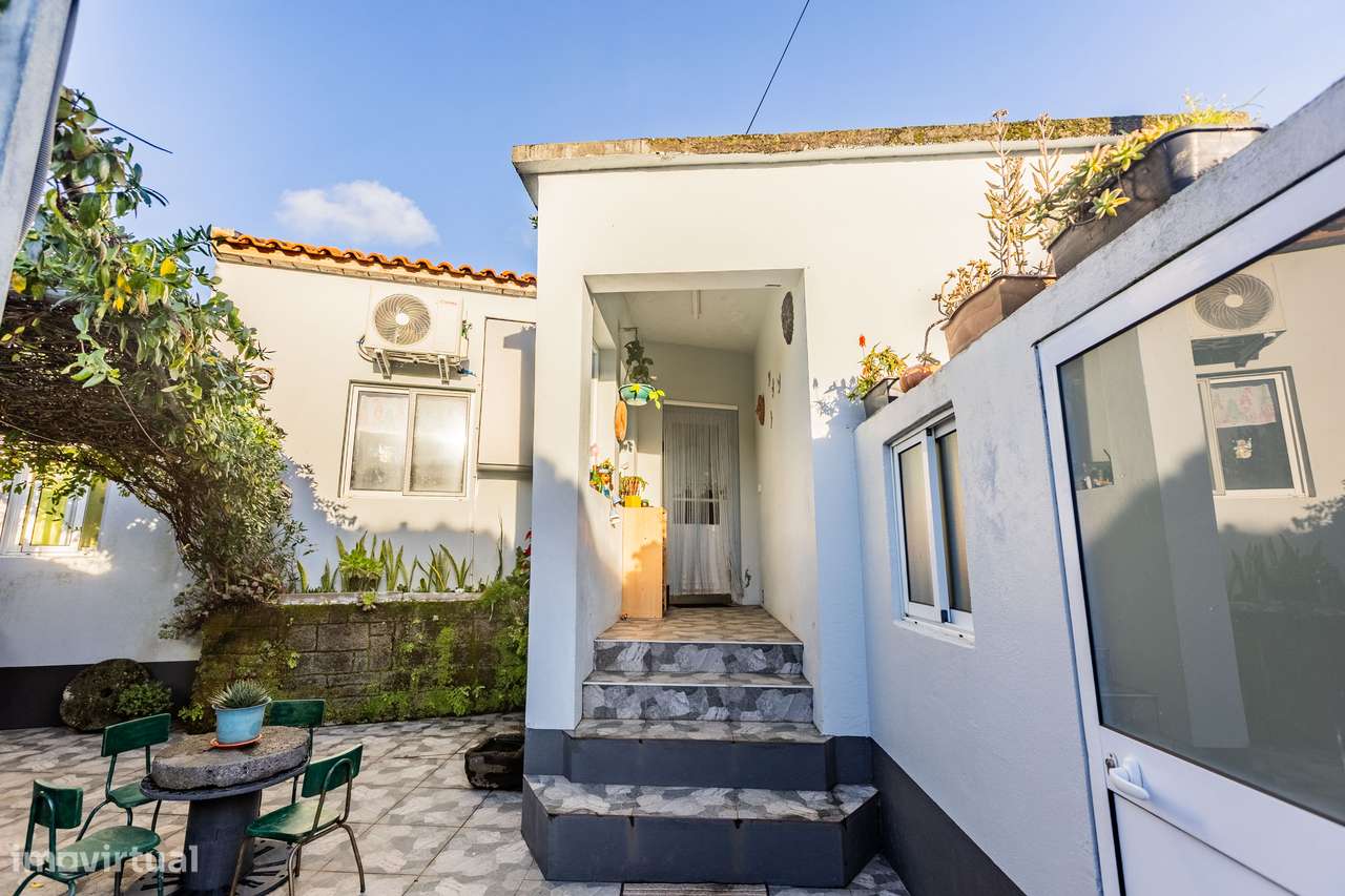 Moradia T3 - Fenais da Luz-21