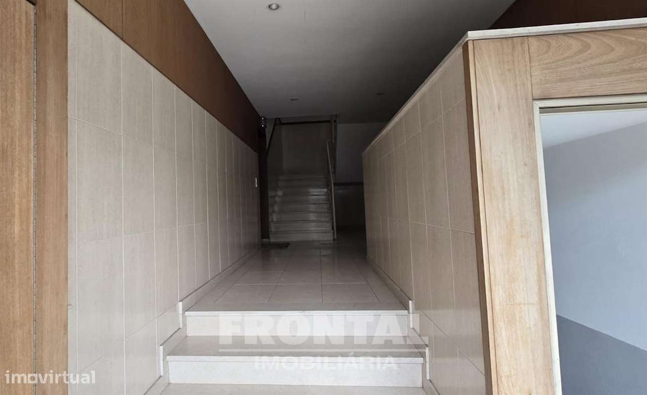 T3 Duplex em Condomínio Fechado com Piscina | Lavra, Matosinhos-4