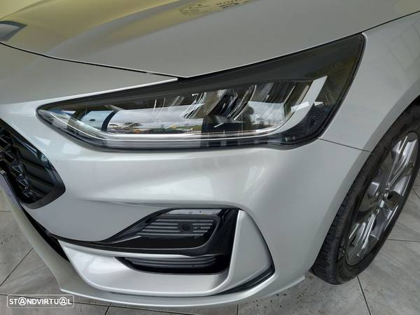 Ford Focus 1.0 EcoBoost MHEV ST-Line - 37