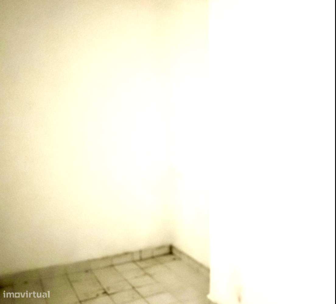 T1 com Parqueamento na Tapada das Mercês-7