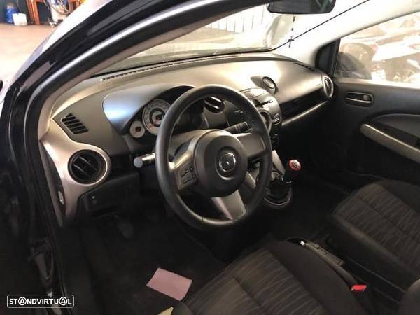 mazda 2  1.4 2009 com toque - 2