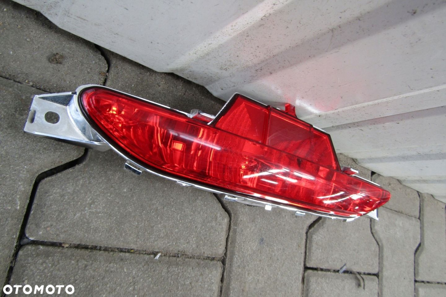 Lampa lampka tył tylna przeciwmgielna PEUGEOT 208 2 II 19- - 2