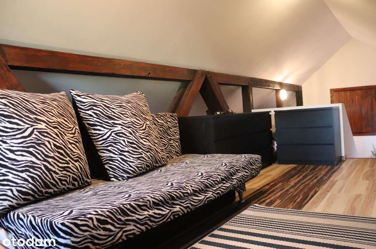 Przestrzeń bez kompromisów: ~350 m² + ogromny garaż-14