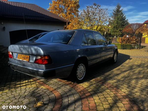 Mercedes-Benz W124 (1984-1993) - 5