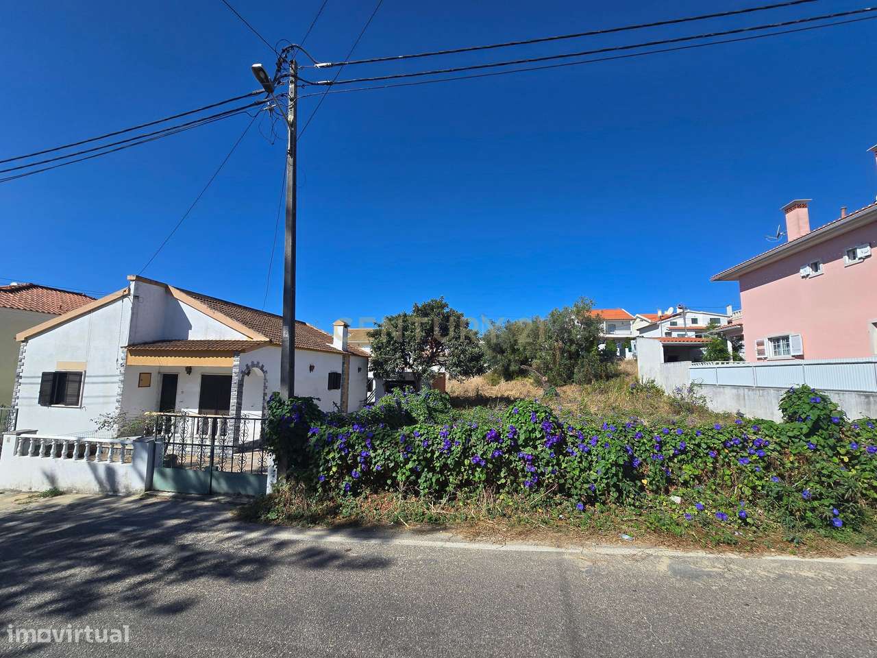 Fantástico terreno urbano com 1.232m2 - Grande imagem: 4/15