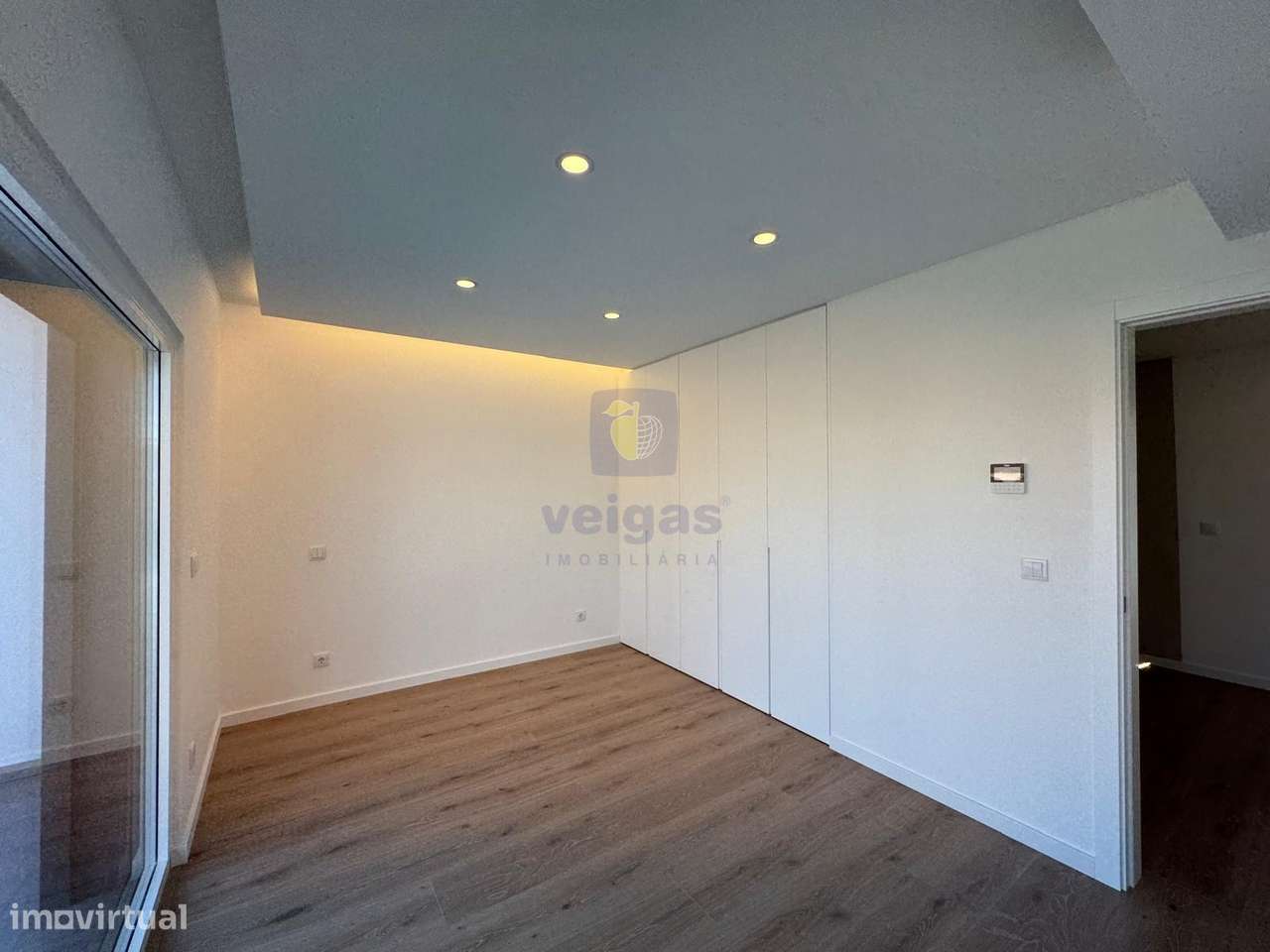 Moradia T4 C/ Piscina -  Bairro Primavera-48