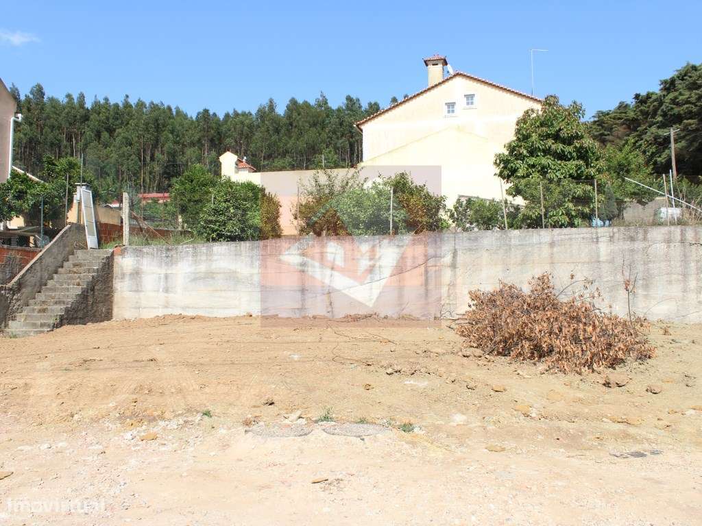 Terreno urbano no Bairro dos Pedrogãos em Caneças - Grande imagem: 4/16