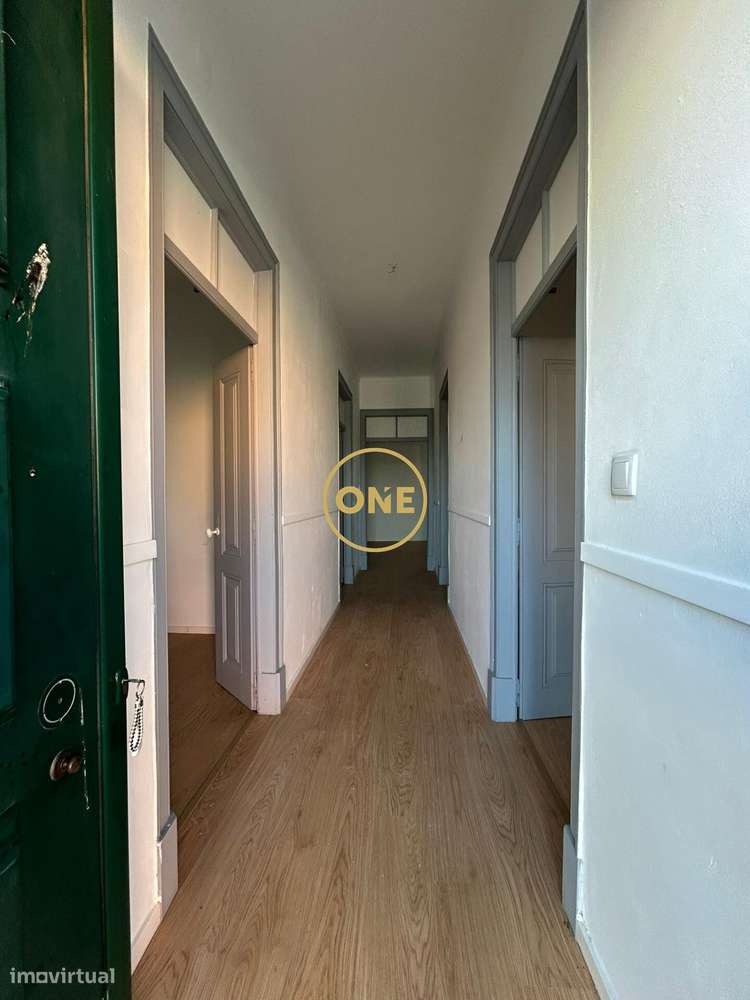 Excelente Moradia T5 em Salvaterra de Magos - Grande imagem: 4/50