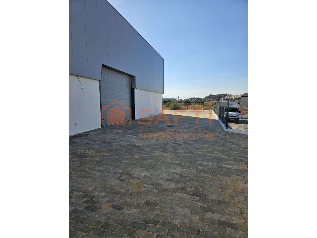 Armazem 2 Arrendamento Algoz Algarve - Grande imagem: 3/5