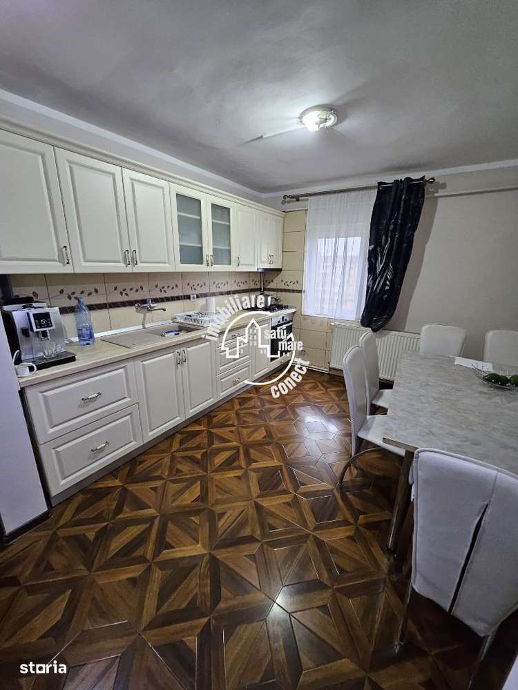 Apartament 3 camere - zona Micro 16 - Decomandat - Imagine principală: 5/12