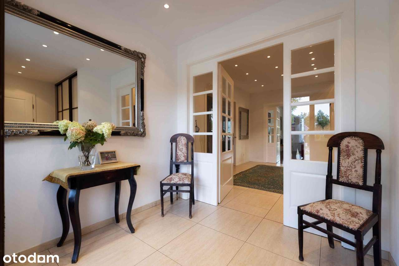 Dwa domy 367 m2 i 170 m2 z garażami 120m2 na działce 4,5 ha - Pełny obrazek: 4/18