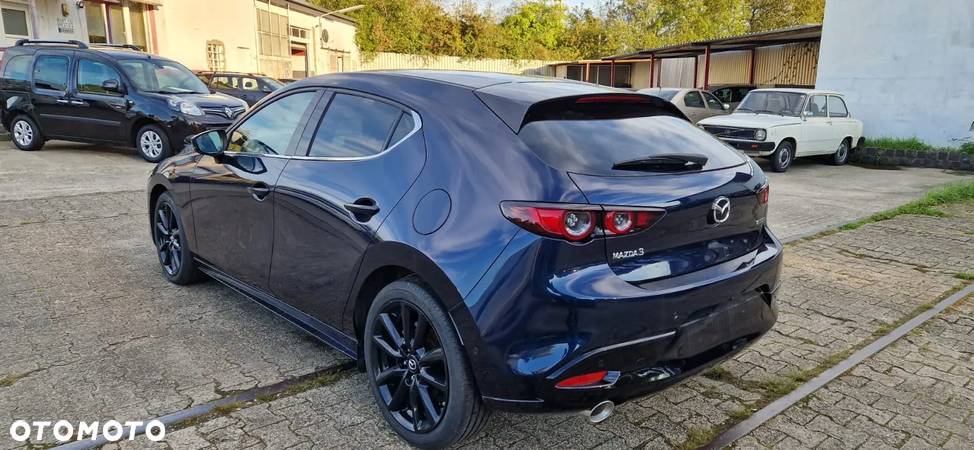 Mazda 3 - 5