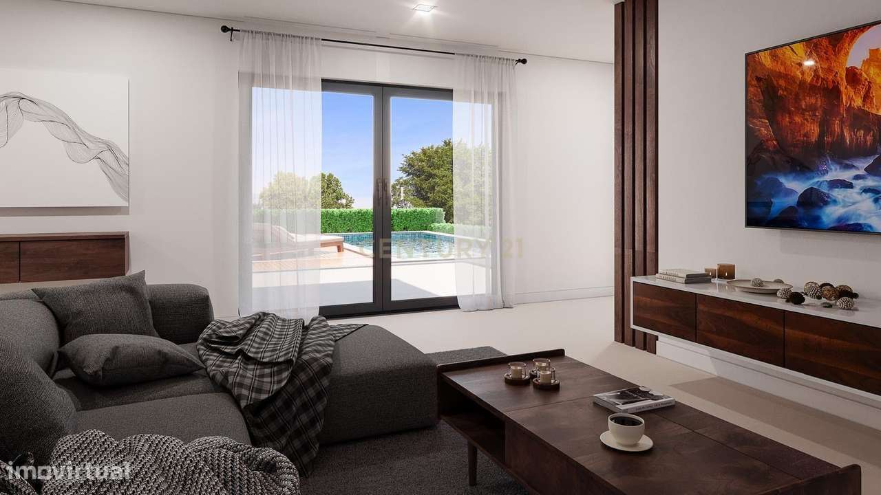 Luxuosa Moradia T3 com piscina,   com projeto aprovado e licença a lev - Grande imagem: 4/27