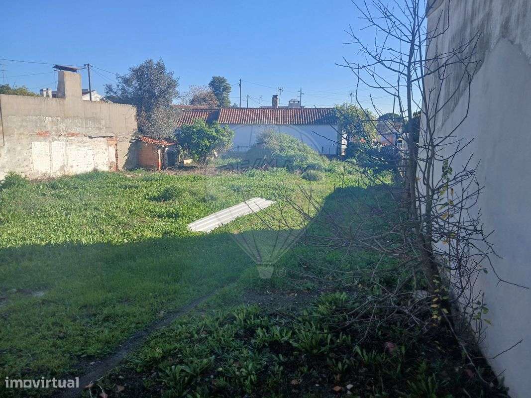 Moradia T1 para venda-5