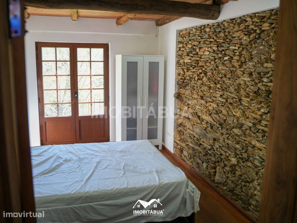 Casa de xisto T4 com piscina no meio da natureza-20