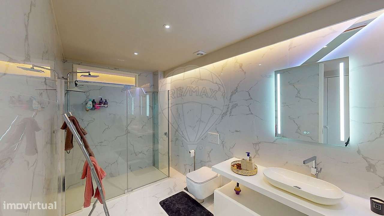 Moradia T4 para venda-24