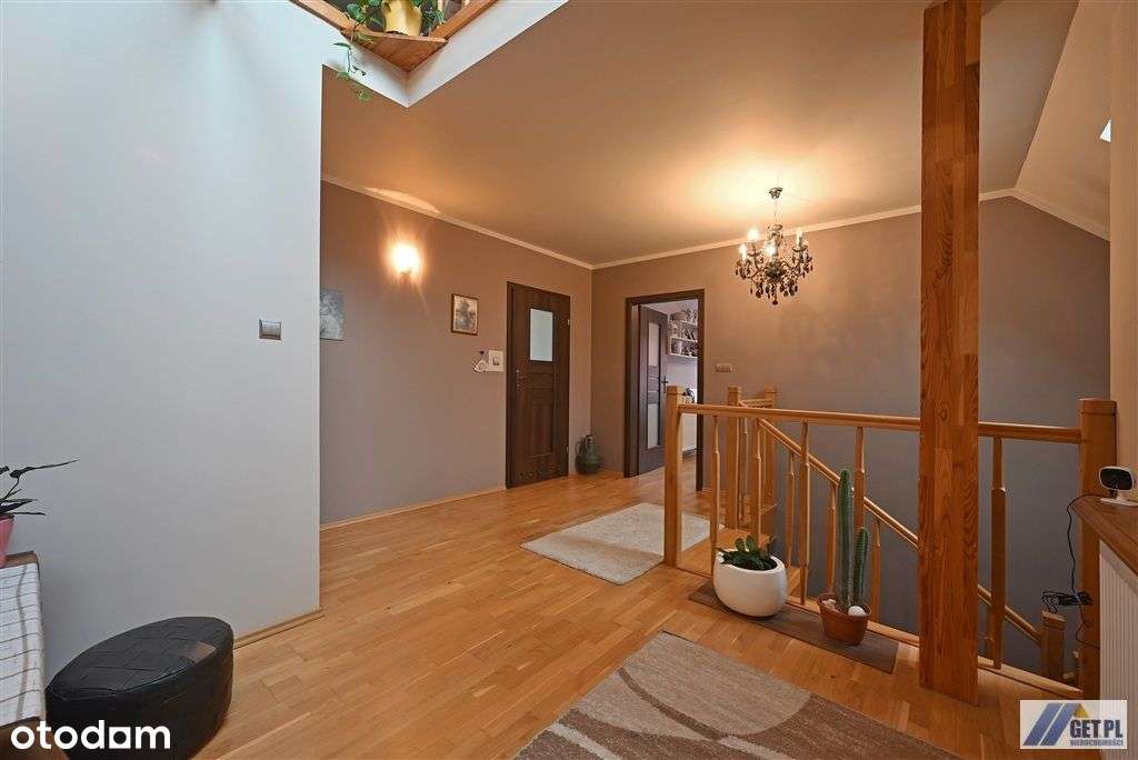 Wyjątkowy dom w klasycznym stylu, Dąbrowa.-10