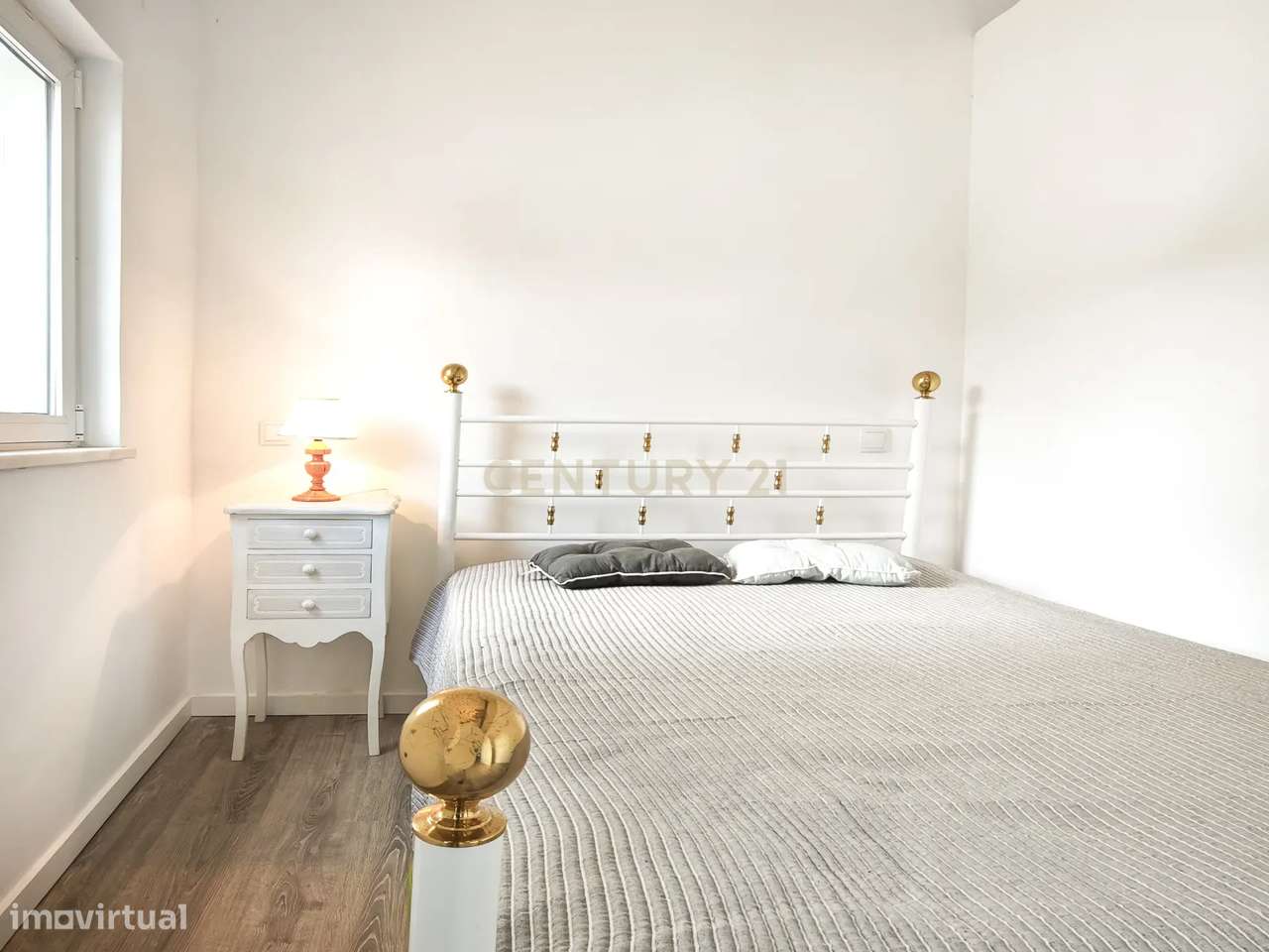 O Refúgio Perfeito em Tavira | Moradia T2 Térrea Renovada em 2024 junt-17