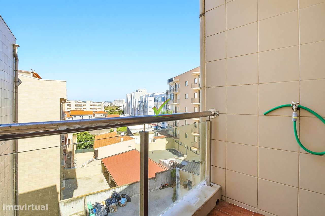T. 2 em 1ª Linha de mar com Garagem fechada para 2 carros-23