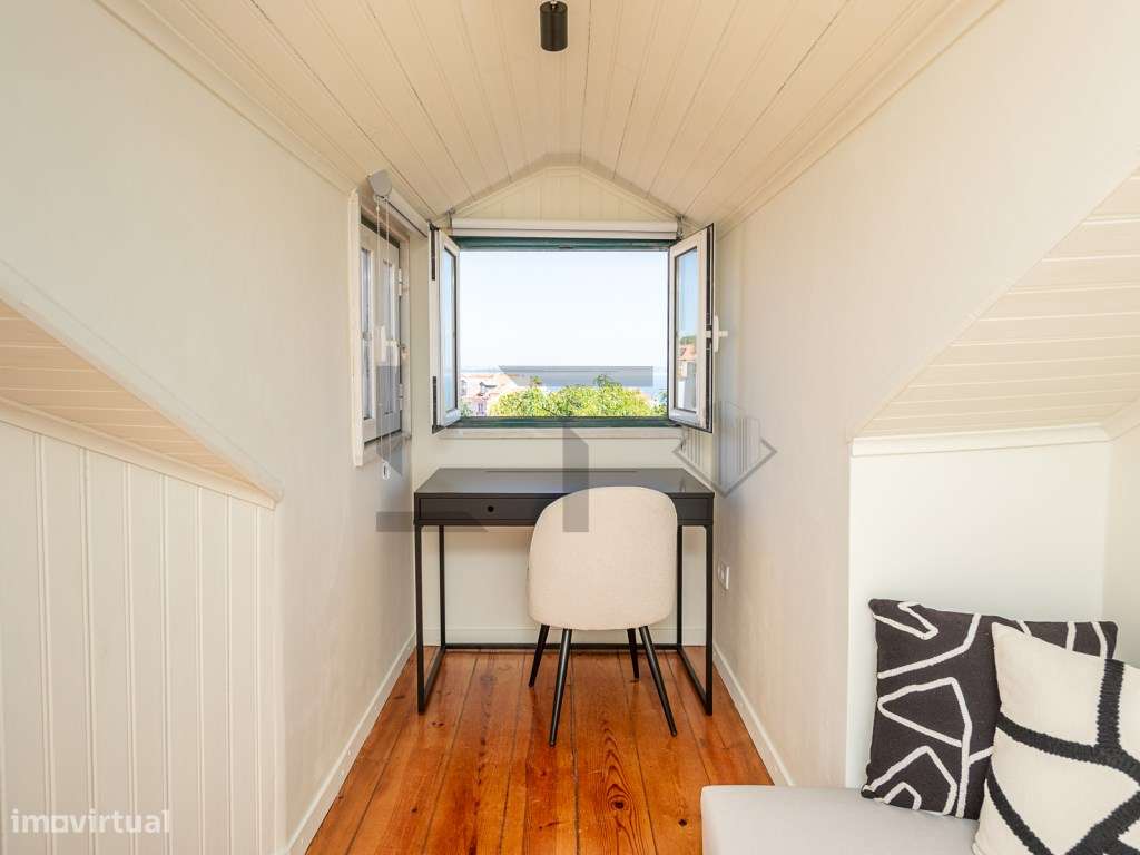 Apartamento T2 Duplex com Vista Rio, com Yield de 6% à Venda nas Po...-7