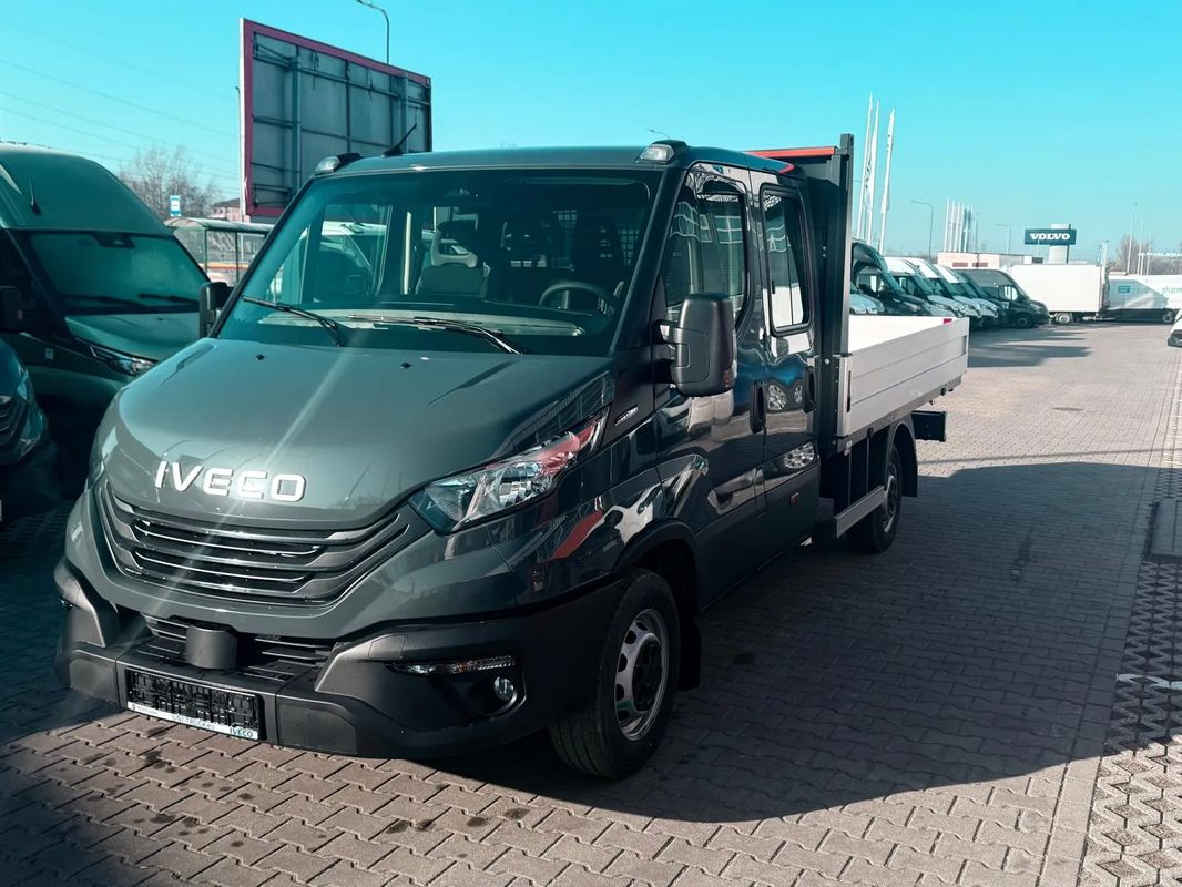 Iveco DAILY 35S16D dubel kabina 7 osób skrzynka gratis HAK 3.5T DOKA - Kabina załogowa + skrzynia otwarta + Hak do 3 5 tony