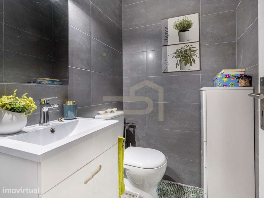 Apartamento T3 Totalmente Remodelado com Garagem - Excelente Locali...-13