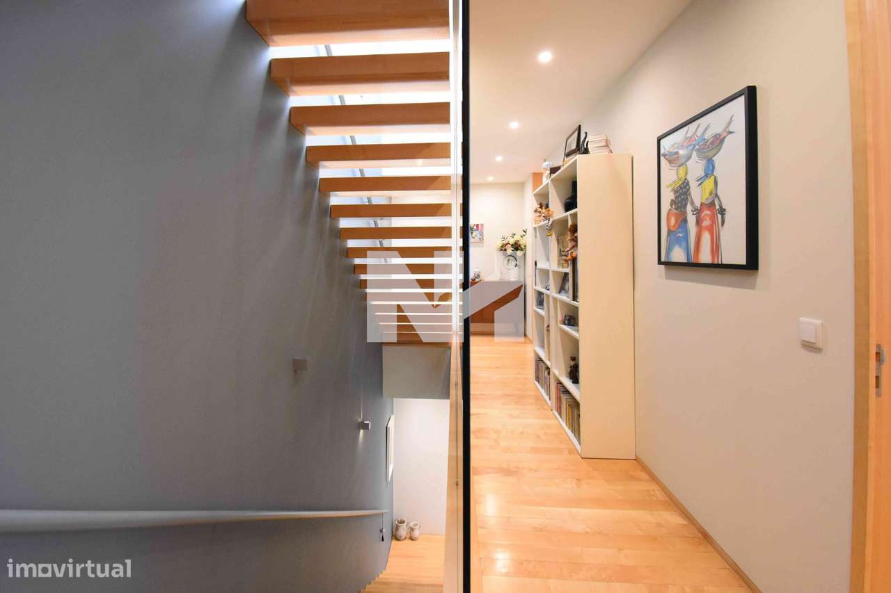 Moradia T4 | 4 Suites | Jardim | Centro | Maia-26