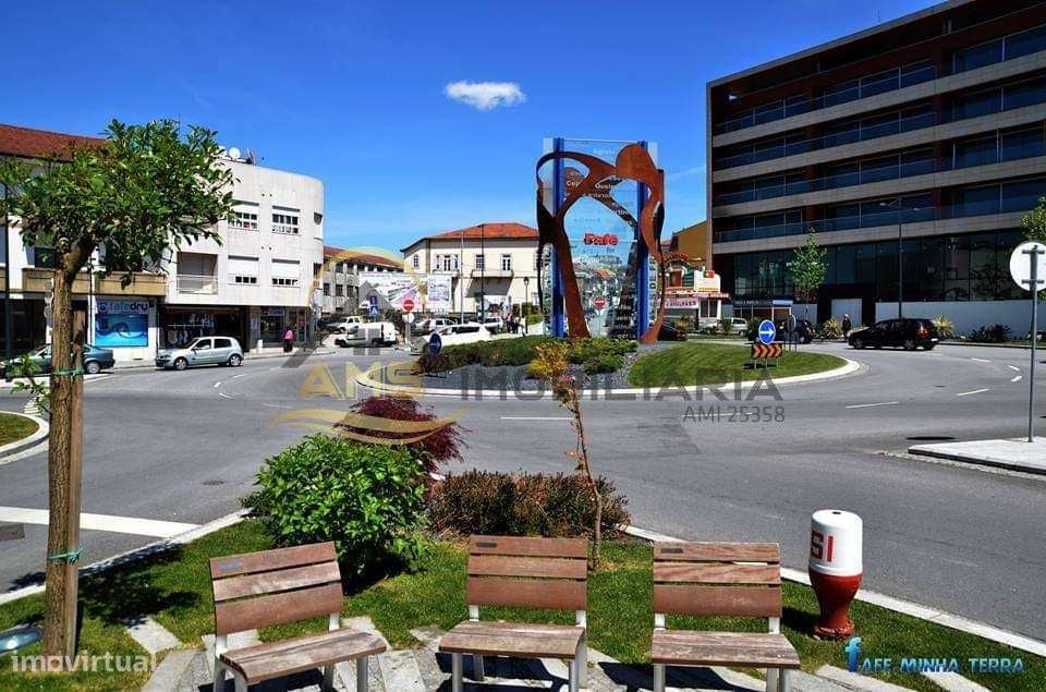 MORADIA GEMINADA NOVA V3-18