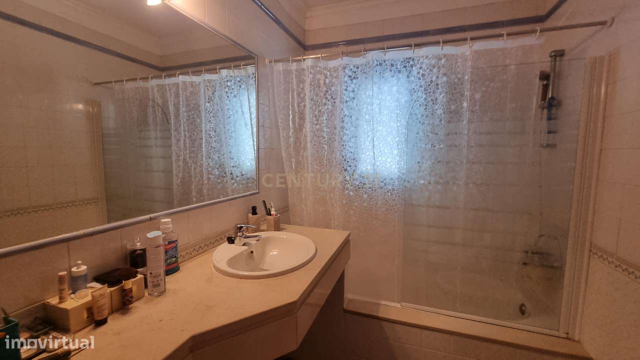 Apartamento T2 nos Portais da Arrábida em Quinta do Anjo-18