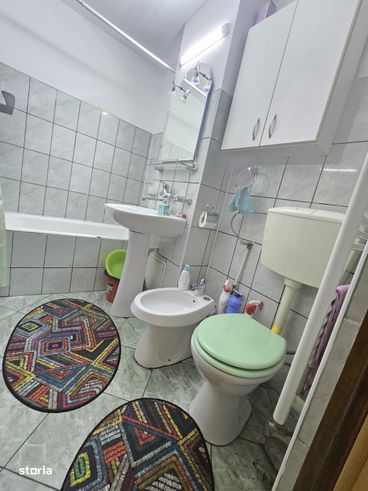 Apartament cu 3 camere ZONA BIG - DE VANZARE-9
