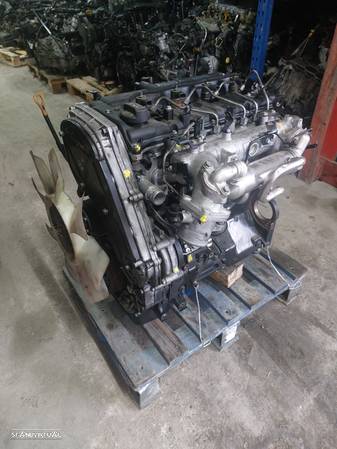 D4CB Motor Hyundai H1 2.5 crdi tampa preta - 2