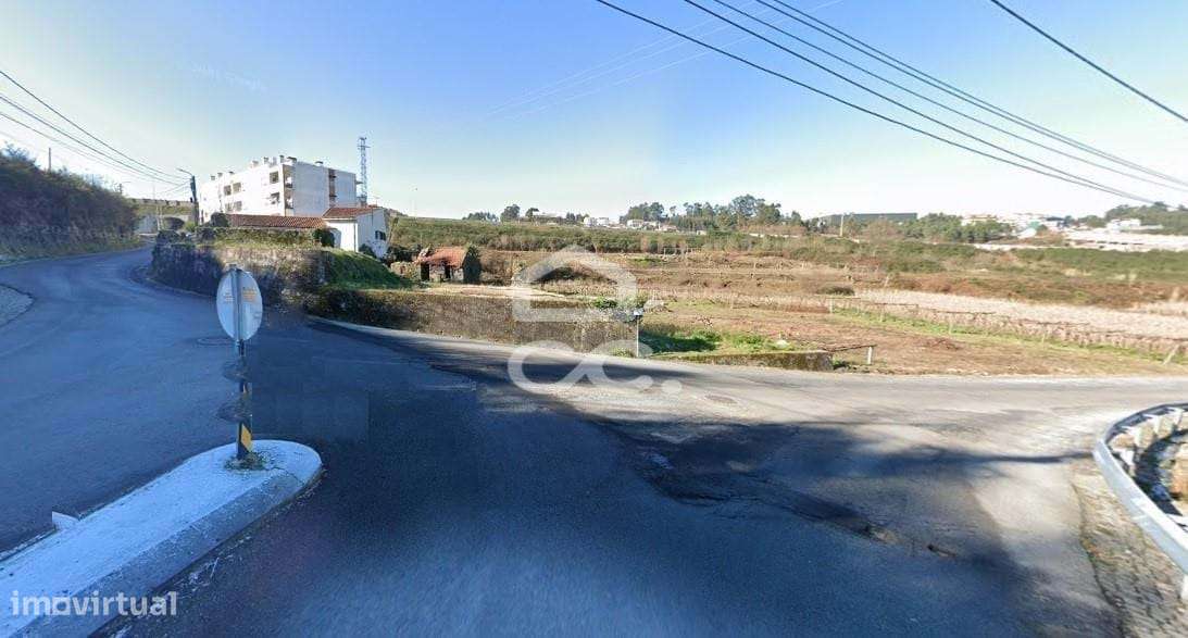 Casa Para Restauro, Figueiras, Lousada-9