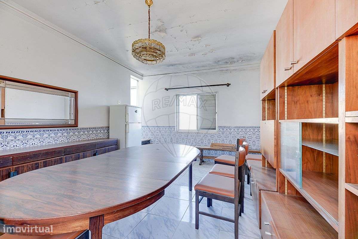 Moradia T9 para venda-24