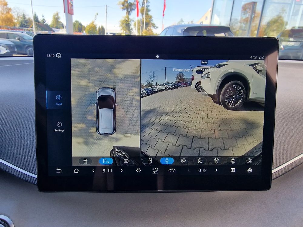 Samochód Demo / Zasięg 310 km / Kamera 360 / Przyciemniane szyby