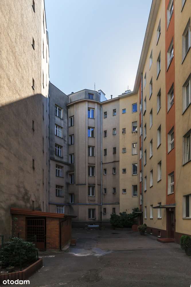 Jasne i wysokie mieszkanie w kamienicy z windą przy pl. Narutowicza!-11