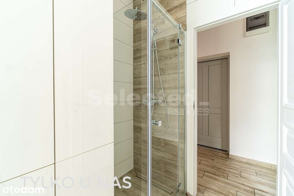 3 niezależne pokoje, osobna kuchnia, garderoba,-15