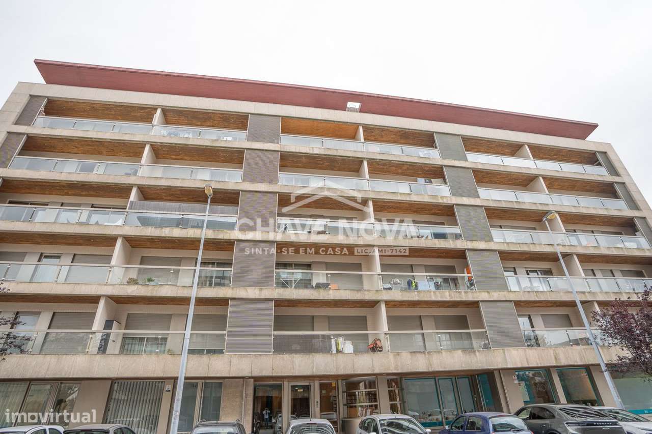 T2 Duplex no Último Andar com Varanda – Polo Universitário do Porto-23