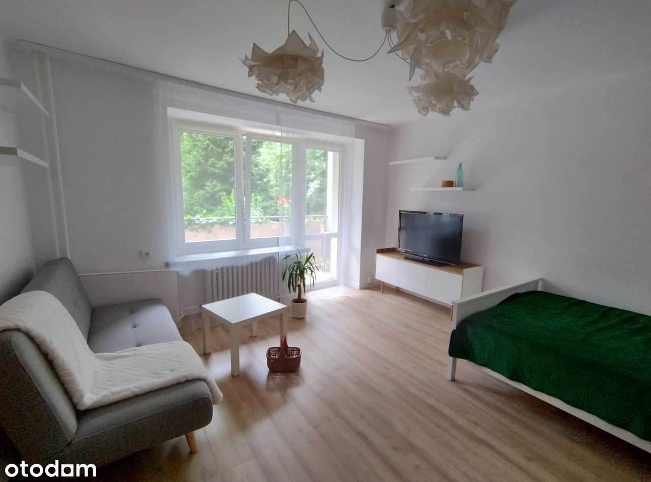 Przestronna kawalerka 40 m2 po remoncie z balkonem - W. Pola przy PRz