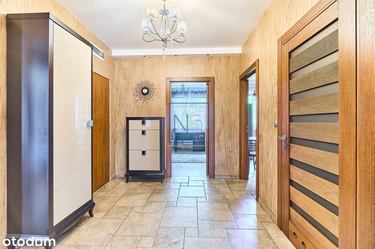 Rozkłądowe M4 z widokiem na las. Osowa Góra-12