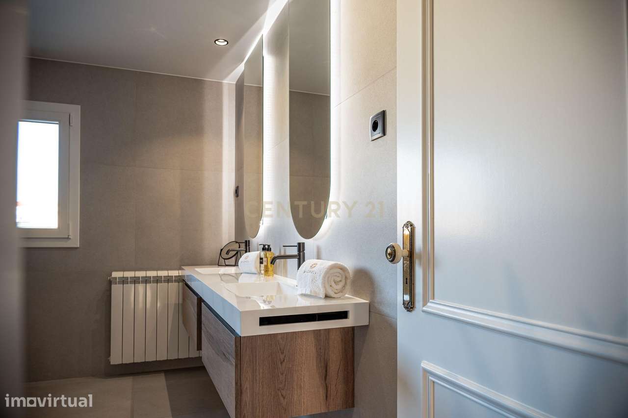 Moradia de Luxo com Piscina Aquecida e Jacuzzi Junto à Praia da Vieira-26