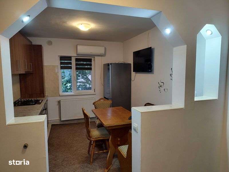 Apartament de inchiriat - Imagine principală: 5/8