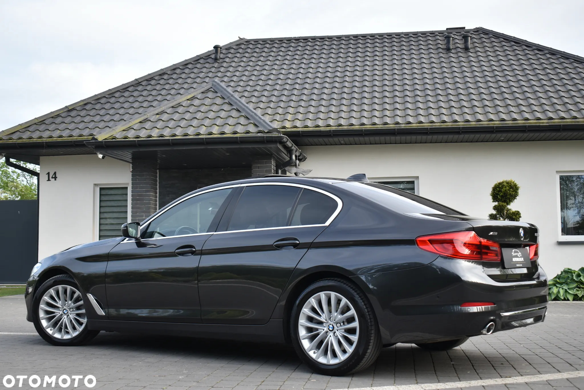 BMW Seria 5 520d xDrive Luxury Line - 13