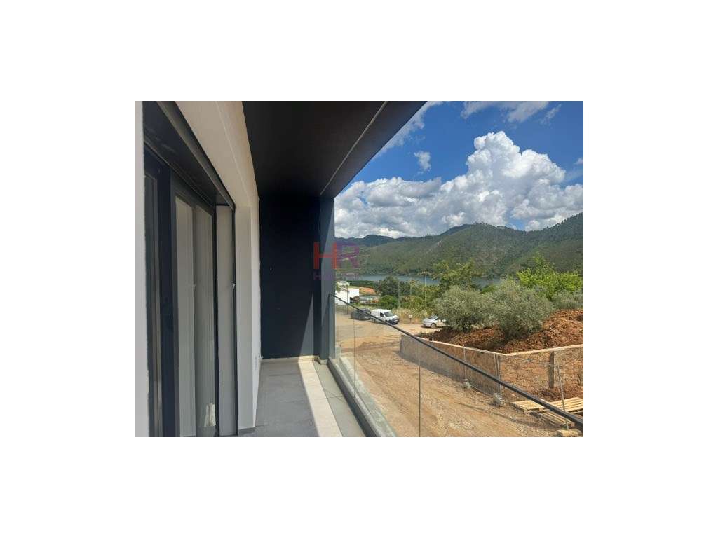Moradia geminada nova em Águas Belas, Ferreira do Zêzere, com 3 qua...-34