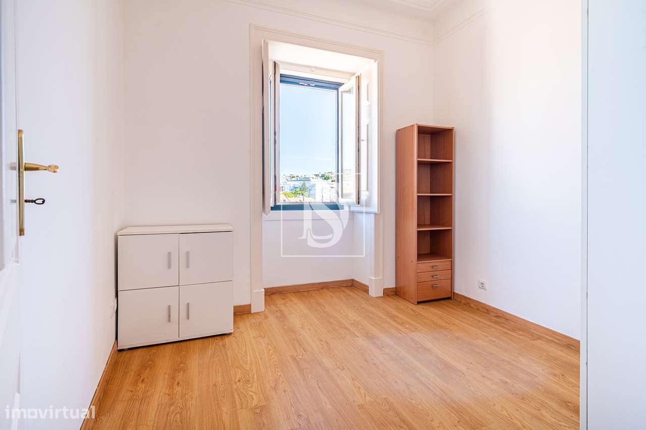 Apartamento T3 Venda em Oeiras e São Julião da Barra, Paço de Arcos e-9