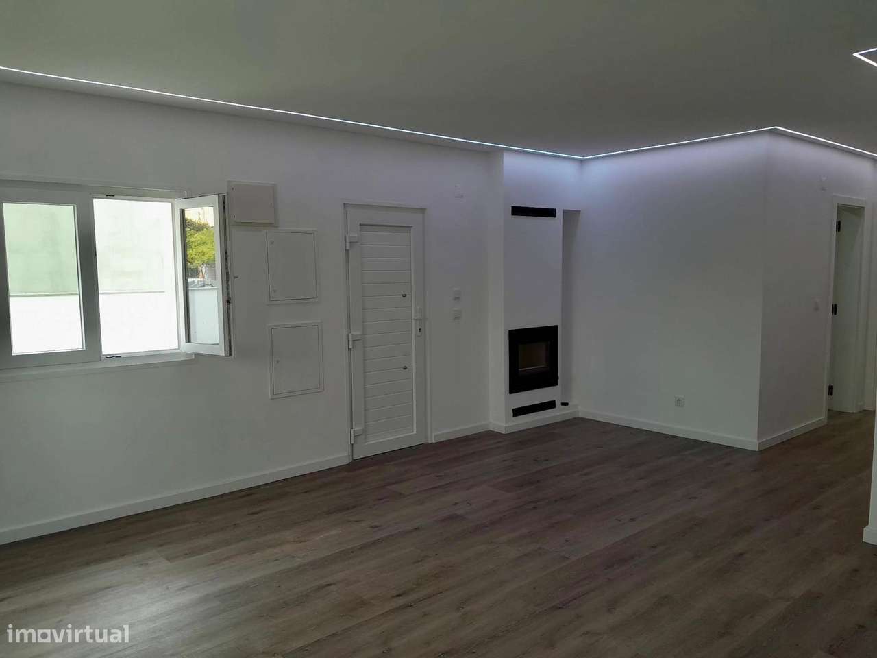 Moradia independente à venda na Rua António Sérgio, 14, Agualva-5