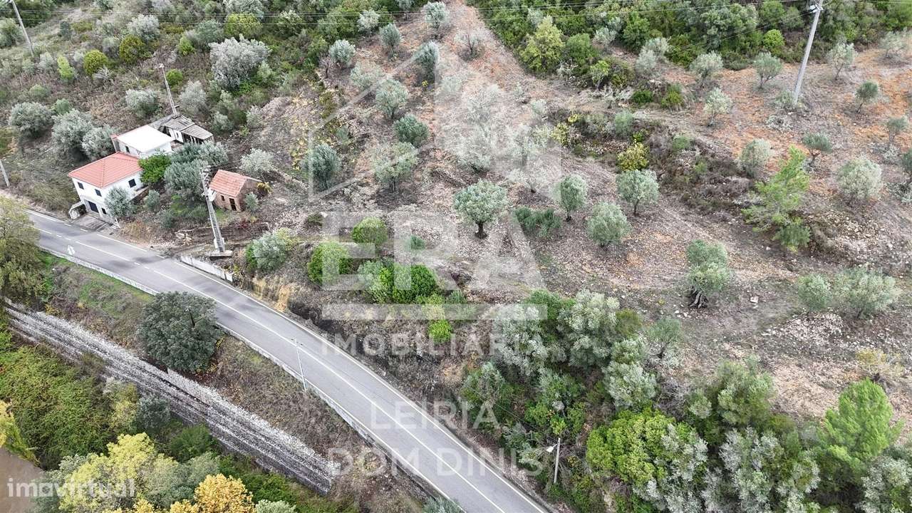 Terreno rústico de 20.200m² com acesso asfaltado e boas vistas - Grande imagem: 4/9