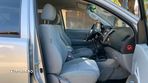 Toyota Hilux 4x4 Double Cab - 12